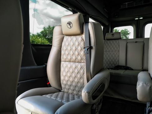 Used 2025 Mercedes-Benz Sprinter 2500 image 56