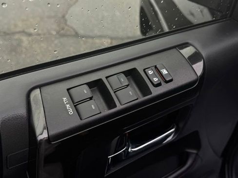 Used 2024 Toyota 4Runner TRD Off-Road Premium image 13