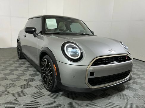 Certified 2025 MINI Cooper S FWD image 4