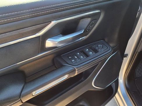 Used 2025 RAM 1500 Laramie image 10
