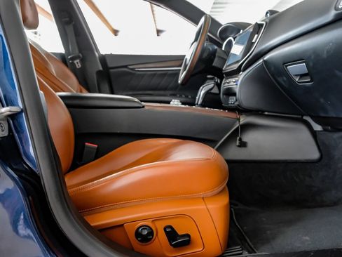 Used 2019 Maserati Ghibli S GranLusso RWD image 32