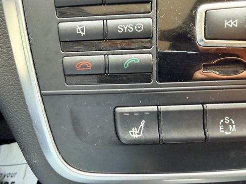 Used 2015 Mercedes-Benz GLA 250 w/ Multimedia Package image 24