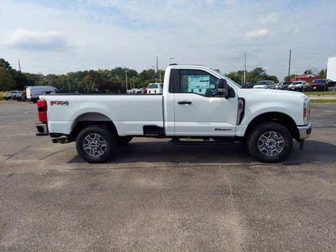 New 2025 Ford F250 XLT w/ 360-Degree Camera Package image 8