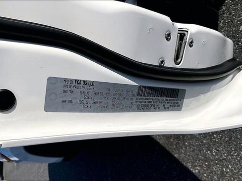 Used 2020 Jeep Compass Sport AWD/4WD image 18