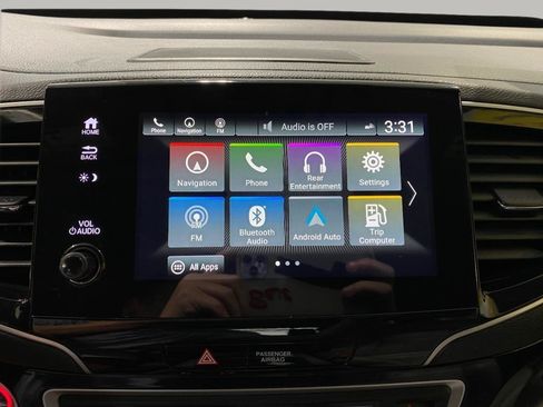 Used 2021 Honda Pilot Touring image 14