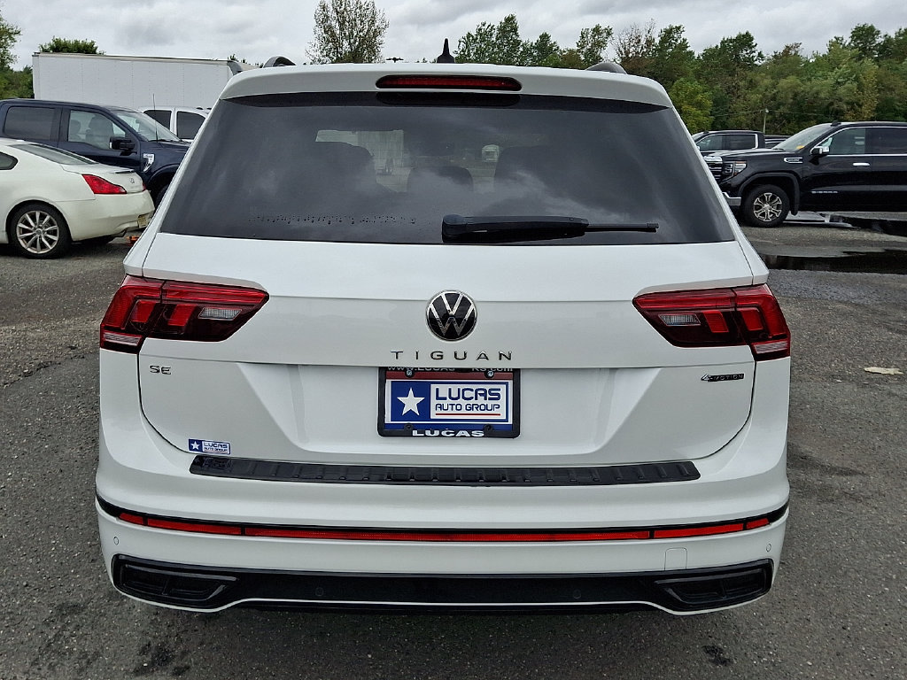 Used 2023 Volkswagen Tiguan SE R-Line AWD/4WD image 10