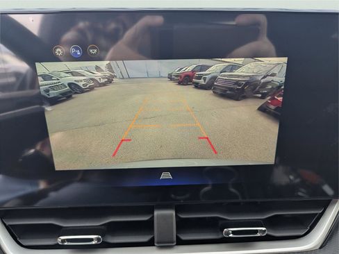 New 2026 Chevrolet Equinox LT w/ Convenience Package II image 11