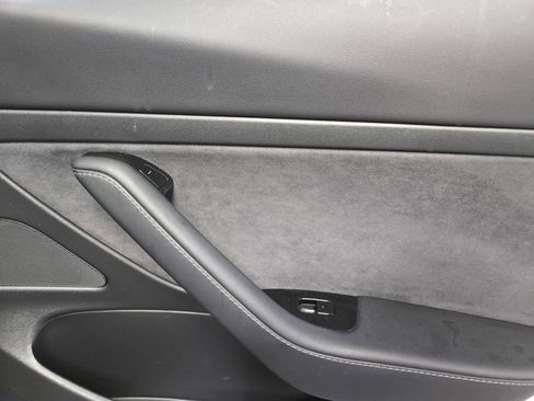 Used 2020 Tesla Model 3 Standard Range Plus RWD image 8