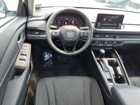Used 2023 Honda Accord EX image 8