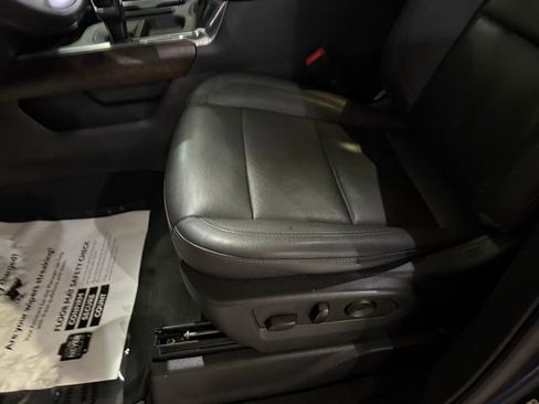 Used 2022 GMC Sierra 1500 SLT w/ SLT Premium Plus Package image 11