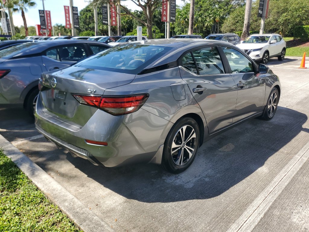 Certified 2021 Nissan Sentra SV FWD image 3