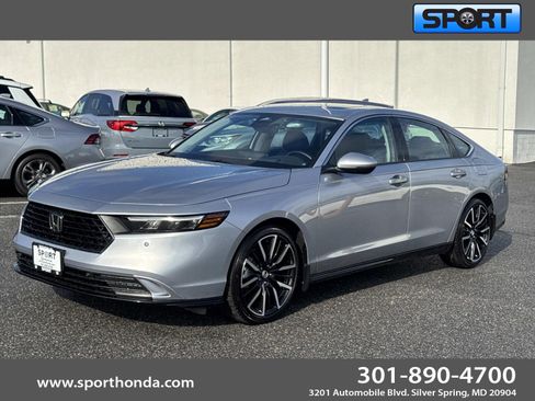 Used 2025 Honda Accord Touring image 1