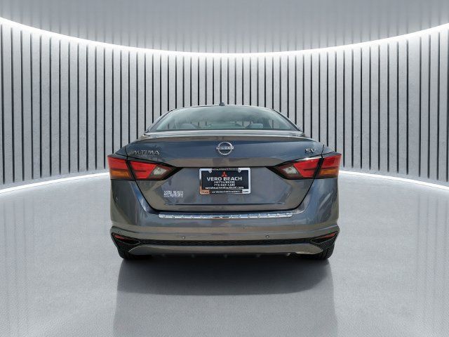 Used 2023 Nissan Altima 2.5 SV FWD image 5