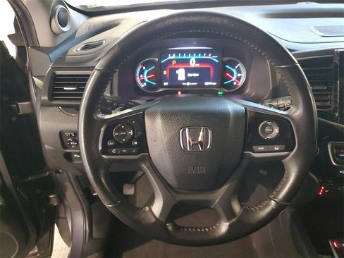 Used 2020 Honda Pilot Touring image 18