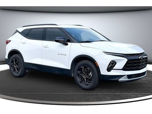 Used 2024 Chevrolet Blazer LT w/ Convenience Package AWD/4WD image 13