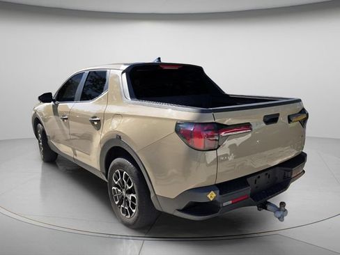Used 2023 Hyundai Santa Cruz SEL AWD/4WD image 6