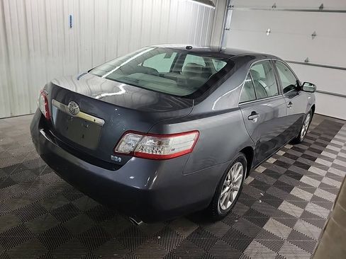 Used 2011 Toyota Camry Hybrid w/ Leather Pkg FWD image 7