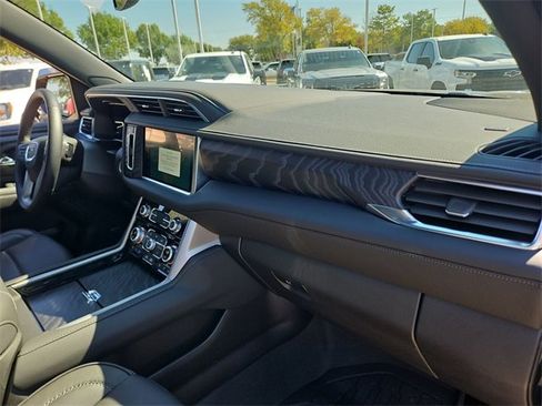 Used 2024 GMC Yukon Denali w/ Max Trailering Package image 29