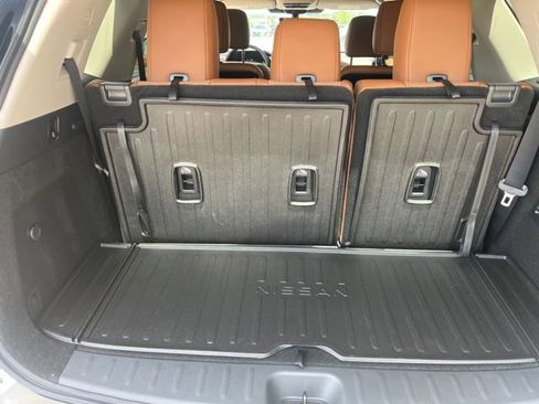 New 2026 Nissan Pathfinder Platinum FWD image 19