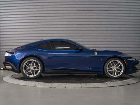 Used 2023 Ferrari Roma RWD image 6