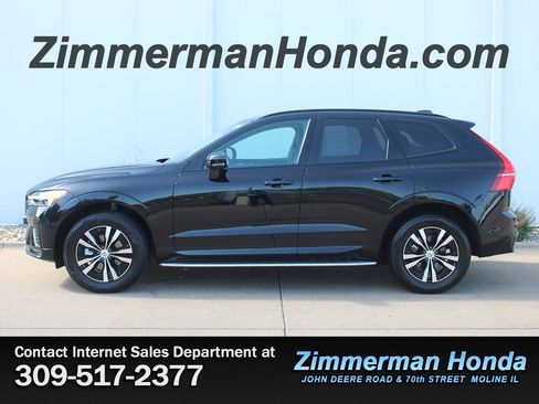 Used 2025 Volvo XC60 B5 Core AWD/4WD image 22