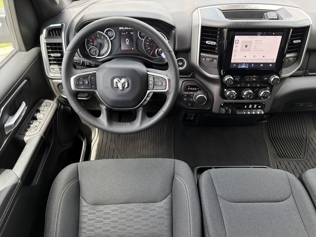 Used 2025 RAM 1500 Big Horn AWD/4WD image 18