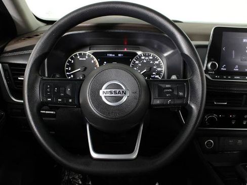 Certified 2021 Nissan Rogue S FWD image 25