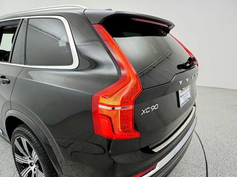 Certified 2024 Volvo XC90 T8 Ultimate w/ Protection Package Premier AWD/4WD image 43