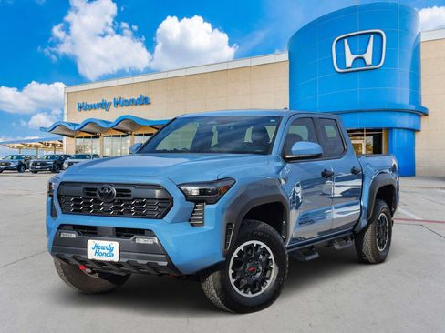 Used 2026 Toyota Tacoma TRD Off-Road AWD/4WD image 1