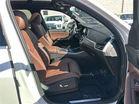 Used 2023 BMW X5 xDrive40i w/ Premium Package image 28