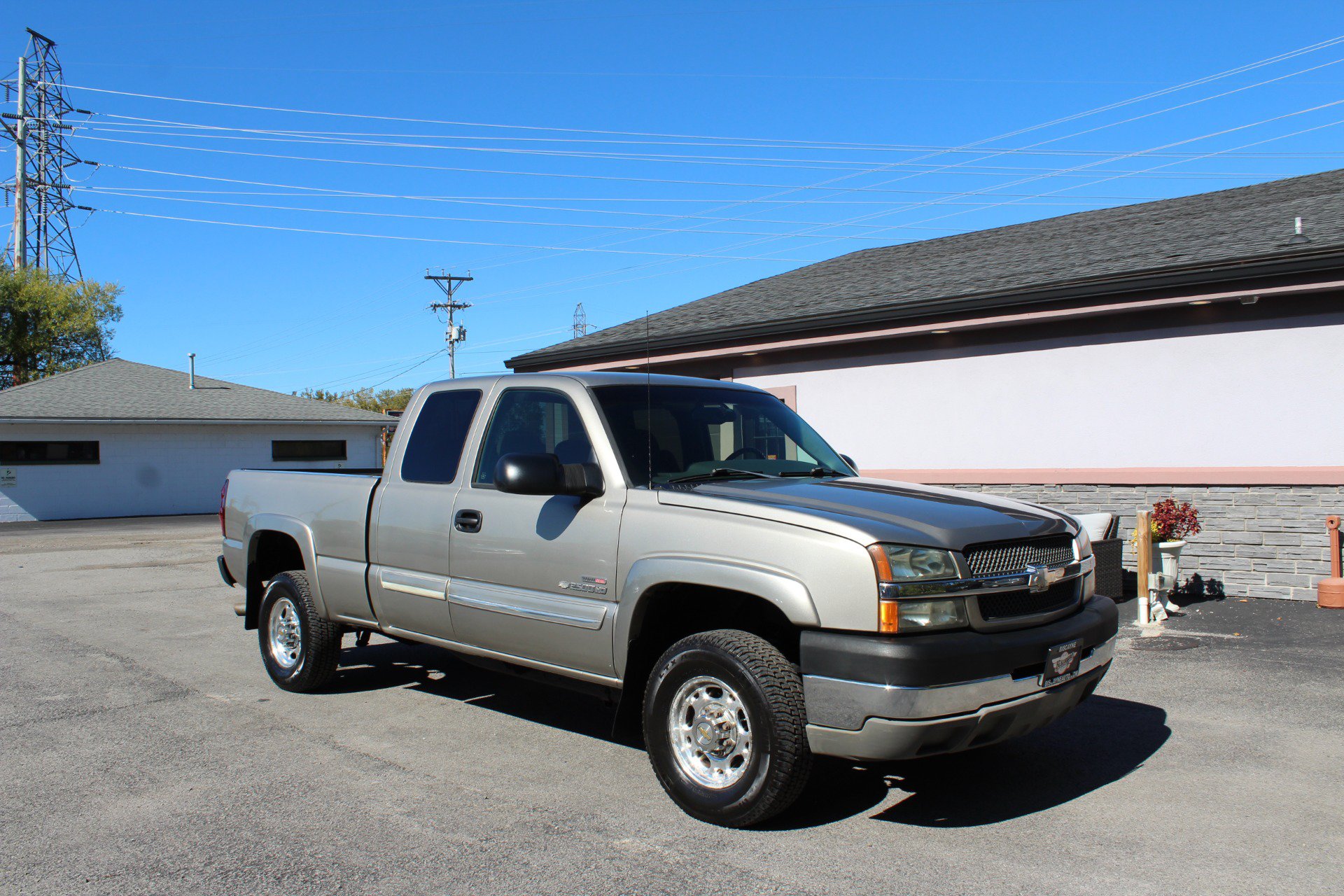 Used 2003 Chevrolet Silverado 2500 LS RWD image 2