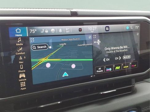 Used 2024 Jeep Wrangler Unlimited Sahara w/ Technology Group AWD/4WD image 8