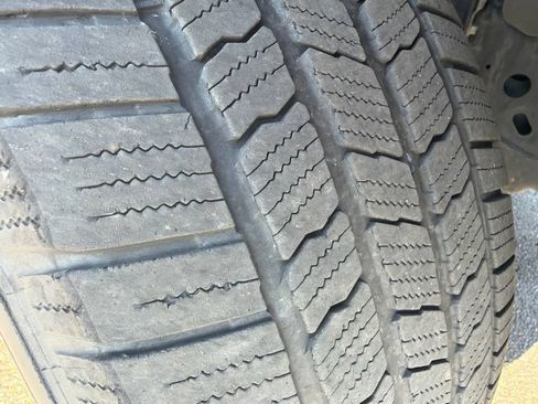 Used 2018 Ford Expedition XLT w/ Equipment Group 202A RWD image 5