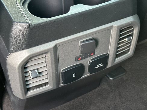 Used 2020 Ford F150 Raptor w/ Equipment Group 802A Luxury image 15