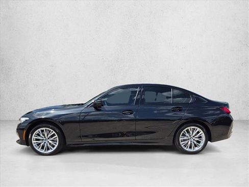Used 2023 BMW 330i Sedan w/ Premium Package RWD image 9