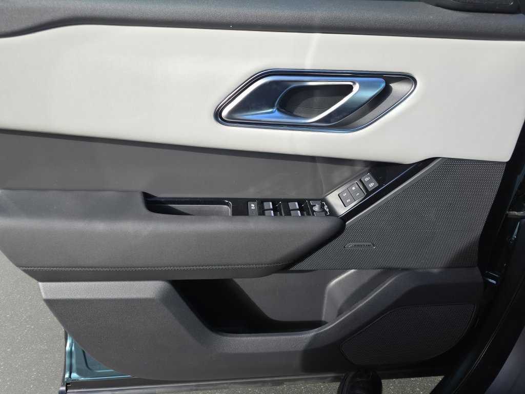 New 2026 Land Rover Range Rover Velar S AWD/4WD image 19