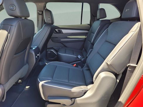 New 2025 Buick Enclave Sport Touring image 30