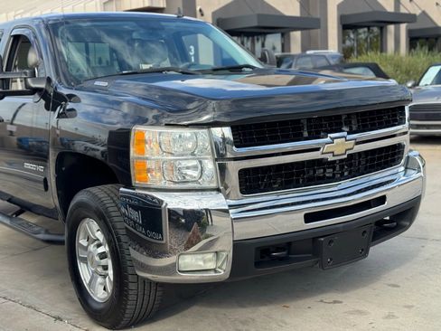 Used 2010 Chevrolet Silverado 2500 LTZ w/ Convenience Package image 47