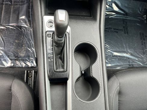 Used 2025 Nissan Altima 2.5 SV image 40