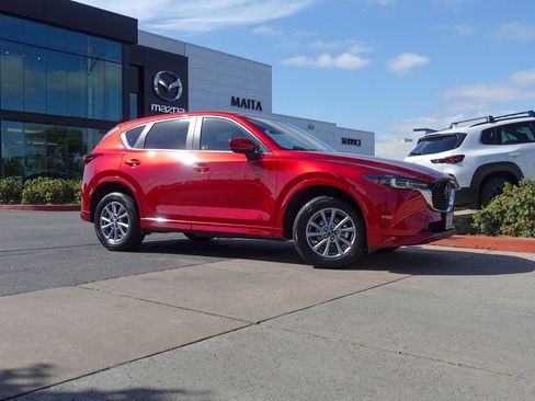 Used 2025 MAZDA CX-5 AWD 2.5 S w/ Preferred Package image 4