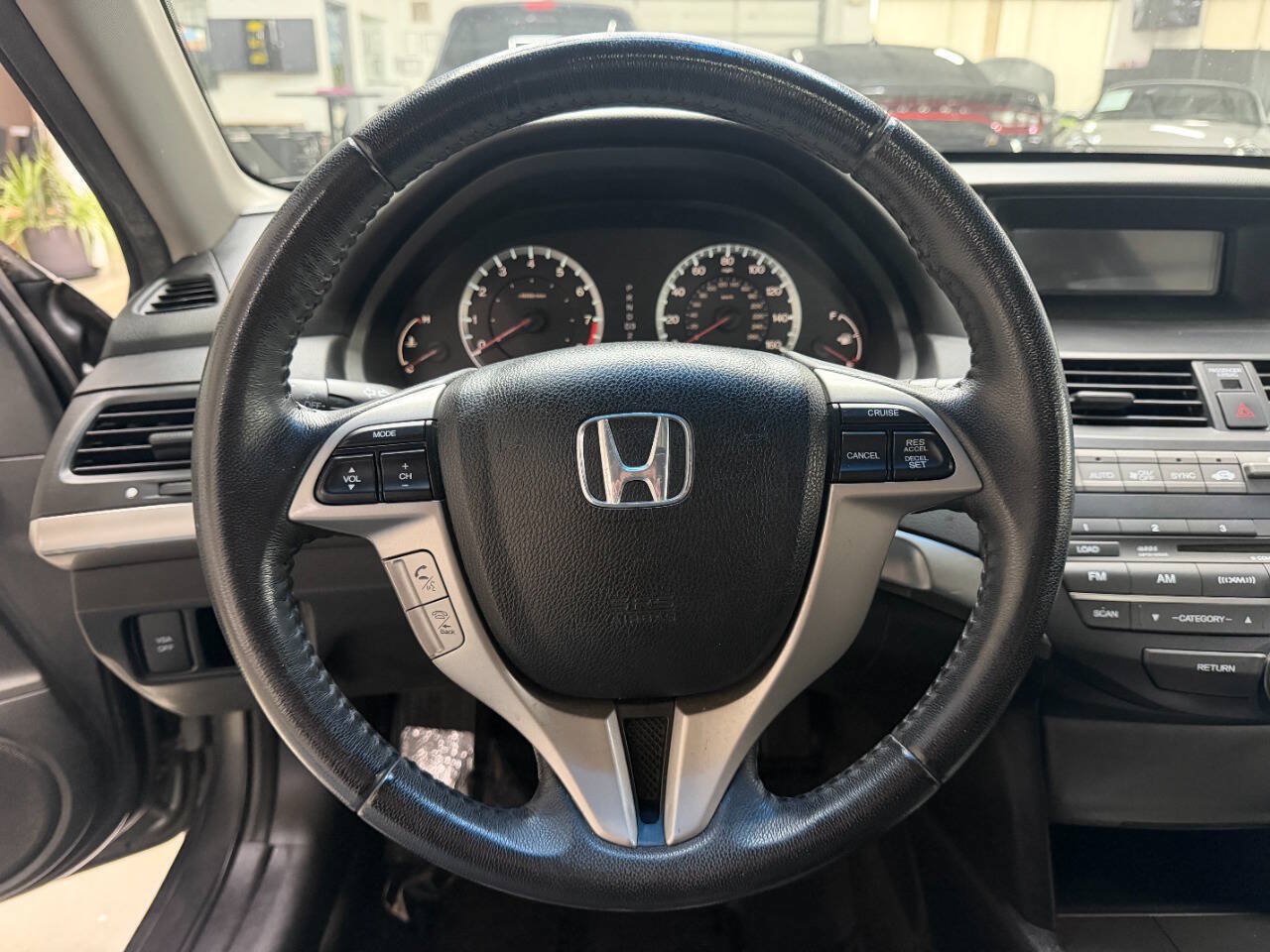 Used 2010 Honda Accord EX-L image 17