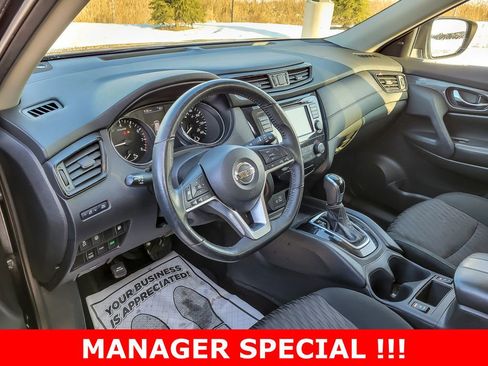 Used 2019 Nissan Rogue S w/ Special Edition Package image 9