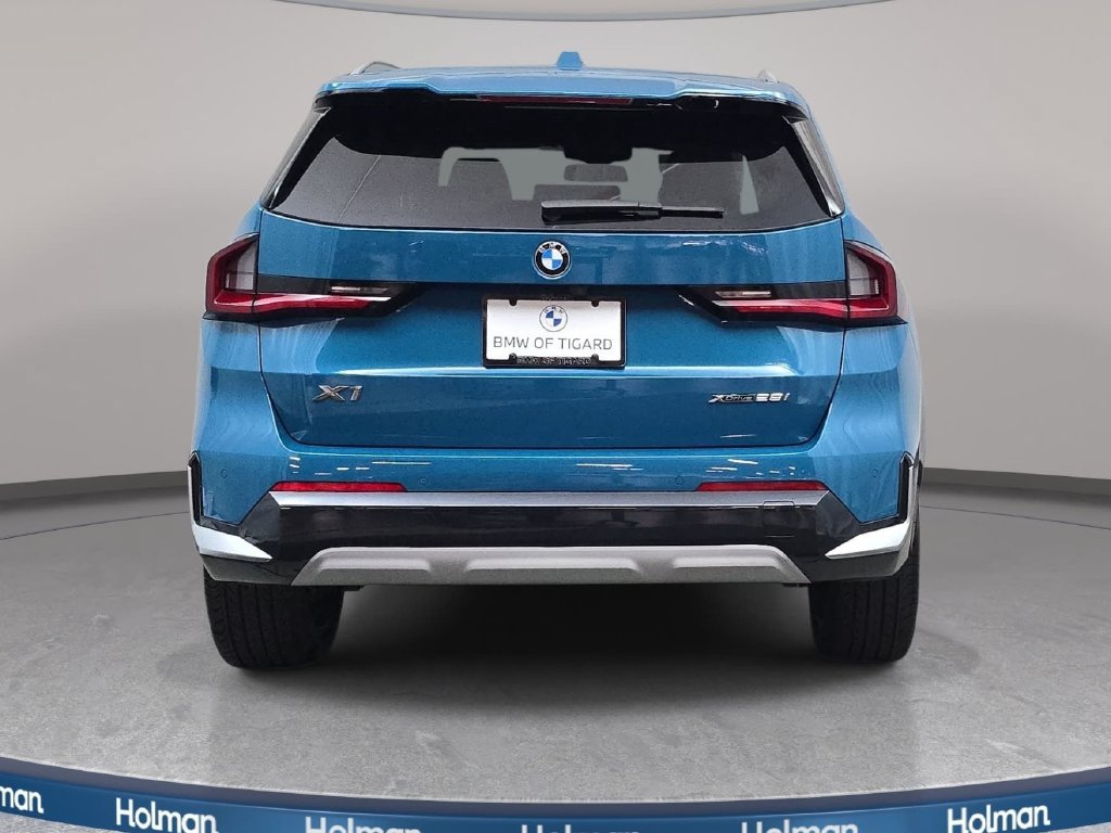 Used 2023 BMW X1 xDrive28i w/ Convenience Package AWD/4WD image 7