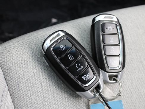 Certified 2023 Hyundai Kona SE image 29