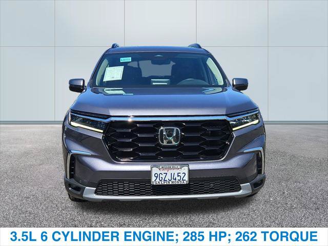 Certified 2023 Honda Pilot Touring image 3