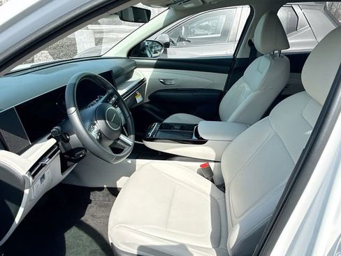 Certified 2025 Hyundai Tucson SEL image 22