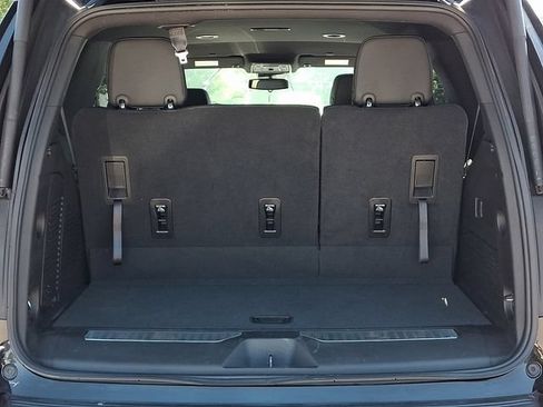 Used 2024 Chevrolet Tahoe RST AWD/4WD image 28