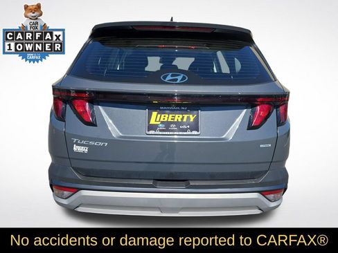 Certified 2025 Hyundai Tucson SE AWD/4WD image 5