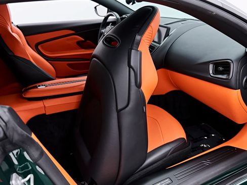Used 2023 Aston Martin DBS Coupe RWD image 59