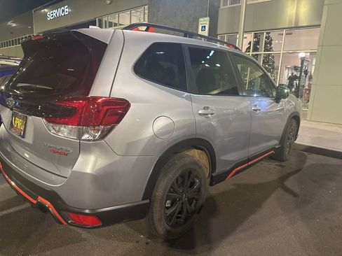 Used 2023 Subaru Forester Sport image 9